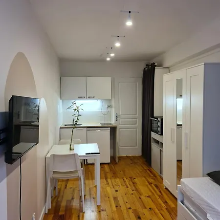 Apartment Cosy Avec Jardin Fontaine (Rhone-Alps)