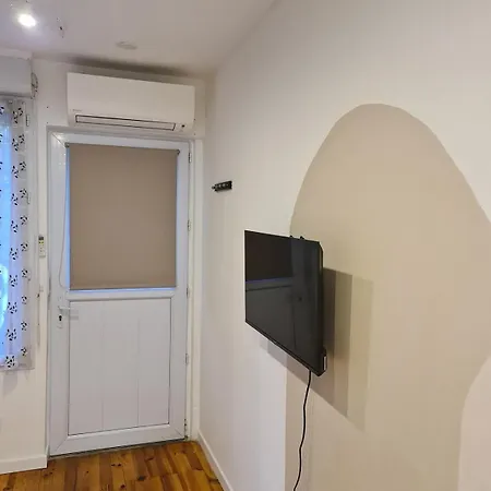 아파트 Cosy Avec Clim Et Jardin Fontaine (Isere)